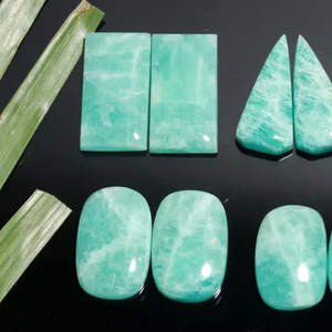 Pares de Amazonita Verde Ruborizada Pulida y Lisa |   Suministros para la Fabricación de Pendientes con Piedras Preciosas Naturales |   Joyería de 100 gramos compatible con medidas de 20-40 mm - Product Image 4