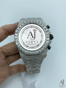 AARVA JEWELS ผู้ชาย'นาฬิกาสปอร์ตสุดหรูทันสมัยซิลิโคน 43 มม. โครโนกราฟ ควอตซ์ หน้าปัดอะนาล็อก สายคริสตัลแซฟไฟร์ 20 ซม. - Product Image 1