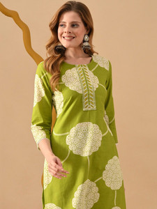 Conjunto de Kurta Verde de Algodón con Estampado Digital para Mujer, Estilo Casual, Holgado, Sin Arrugas, Estilo Veraniego, India, Pakistán - Product Image 3