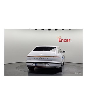 Hyundai Grandeur 3.5 GPL 2WD Automatique 2023 avec caméra de recul, norme d'émission Euro V, sièges en cuir, conduite à gauche - Product Image 4