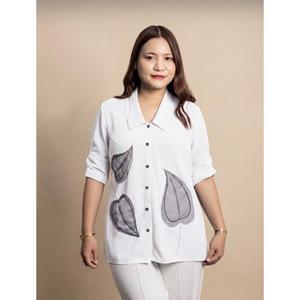 Camisa Clásica con Botones para Mujer, Corte Moderno y Ajustado, Compre Directamente del Proveedor a Precio de Mayoreo - Product Image 1