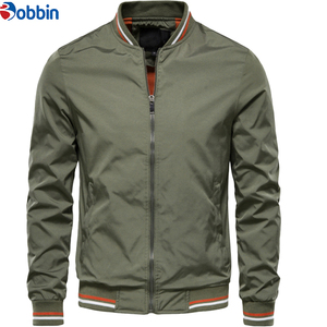 Chaqueta Varsity Personalizada Más Vendida, Chaqueta Bomber Verde Oliva para Hombre, Cierre Frontal con Cremallera, Color Sólido, Manga Regular, Cuello Alto - Product Image 1
