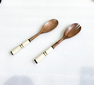 Nuevo Diseño de Servidor de Ensaladas de Madera y Resina para Servir Ensaladas en el Hogar, Cocina, Fiestas y Eventos al Precio Más Bajo - Product Image 6