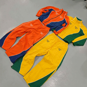 Custom-made loose-fitting windbreaker <b>tracksuit</b> 2-piece women's mem's lightweight oversized plain weave nylon <b>tracksuit</b> - Product Image 1