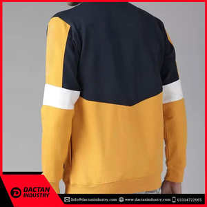 Sweat-shirt personnalisé de haute qualité pour homme, design tendance streetwear avec technique de teinture unie pour la saison hivernale, avec empiècements. - Product Image 2