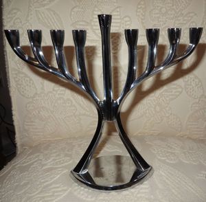 Magnificent Menorah Candle Holders Featuring Handmade Craftsmanship Premium Quality Finish For Hanukkah Home Decorative Display - Product Image 4