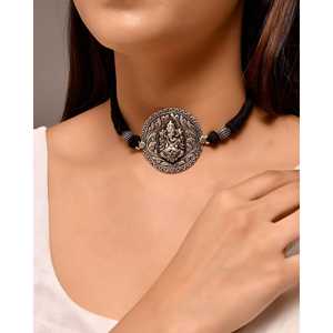 Collar Gargantilla Grande y Redonda de Plata Fina Meera Jaipur Gajrup - Product Image 2