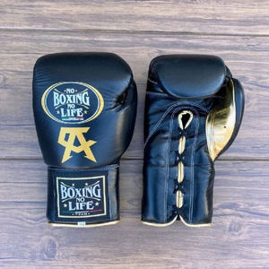 Guantes de Boxeo de Cuero Personalizados OEM, Guantes Profesionales de Entrenamiento y Sparring con Logotipo Personalizado, Guantes de Boxeo Profesionales Negros Metálicos Dorados - Product Image 2