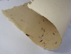 High Quality Eco-Friendly 80 GSM Recycled Jute <b>Paper</b> Screen Printing Compatible Flower Petals Art Craft Sheets Gift <b>Wrap</b> - Product Image 6