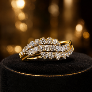 Anillo de Lujo con Hojas de Oro de 14K y Circonitas Brillantes, Joyería Elegante para Novias y Fiestas - Product Image 3