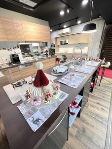 Fabulous Quality Perfect Class Traditional Urushi Lacquer Japanese Modular Kitchen Cabinets - Product Image 2