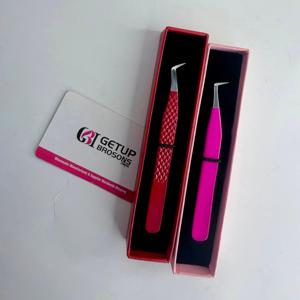 Pince à cils professionnelle en acier inoxydable à pointe argentée, revêtement poudré rouge rose, marque privée, pour extensions de cils, emballage inclus - Product Image 3