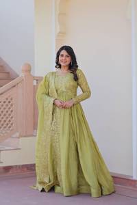 Traje Anarkali Bordado para Mujer con Dupatta, Ropa Étnica de Diseñador, Vestido Tradicional para Bodas y Fiestas Indias - Product Image 4