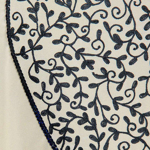 Abaya islamique modeste de haute qualité sur mesure pour femmes, coupe droite simple, longueur au sol, 100% polyester, couleur unie, robe musulmane - Product Image 3