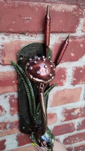 Portail en fer forgé artisanal Iron Nature, motif champignon et plume de daim, assemblage facile, finition peinte, style asiatique - Product Image 5