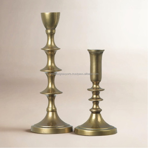 Portavelas de aluminio fundido en bronce envejecido al por mayor • Suministro de lujo para mesas de estilo rústico francés - Product Image 3