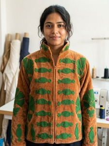 Chaqueta de Forro Polar para Mujer con Patrón Bordado Verde, Cuello Alto y Cierre Abierto, para Otoño - Product Image 3