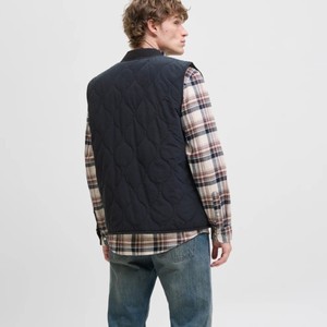 Ladies Short Puffer Vest Quilted <b>Sleeveless</b> <b>Jacket</b> Trendy Winter Streetwear Wholesale Manufacturer <b>Jackets</b> Hooded <b>Sleeveless</b> - Product Image 4