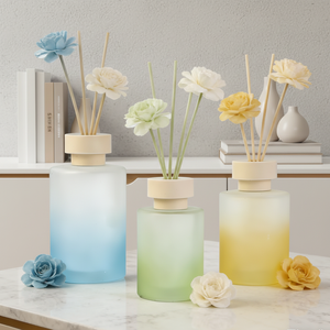 Diffuseur de parfum minimaliste en verre transparent 100ml 150ml avec bouchon en bois pour la maison et le bureau, toutes saisons - Product Image 1