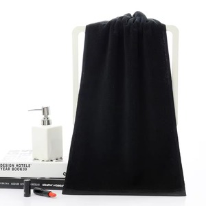 Serviette de Bain Compressée en Lin Bio Jetable de Luxe Écologique Rafraîchissante, Broderie Personnalisable, Marque Privée, Vente en Gros - Product Image 5