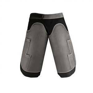 Chaps de fermeur en cuir haute performance, respirants, résistants à la chaleur, multi-poches, réutilisables, de haute qualité - Product Image 1