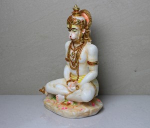 Statue du Seigneur Hanuman en résine et poussière de marbre, artisanat Nirmala |   Idole de dieu hindou traditionnelle faite à la main |   Temple spirituel à domicile - Product Image 4