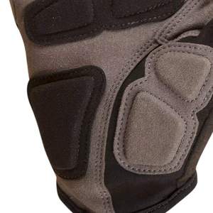 Gants de cyclisme mi-doigts respirants en polyester unisexe pour l'été, à enfiler - Product Image 5