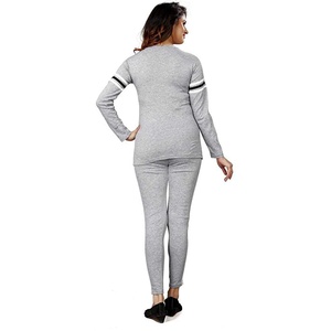 Conjunto deportivo de dos piezas para mujer, hecho a medida, informal, de invierno, de forro polar, con costuras premium, para uso en exteriores, transpirable y ecológico. - Product Image 3