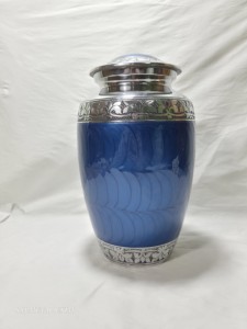 Urna Funeraria de Latón Esmaltado Azul Hecha a Mano para Cenizas Humanas, Urna Conmemorativa Grande para Adultos con Decoración - Product Image 4