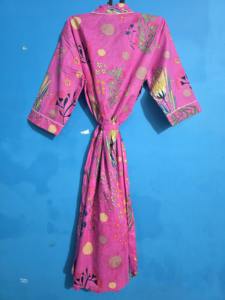 Kimono long en coton imprimé floral rose pour femme, magnifique, col en V, dos nu, style plage, écologique, lavable, respirant - Product Image 2