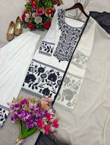 Lanzamiento de un nuevo diseño de moda: CrepTop y Farshi-Palaza naturales con dupatta - Product Image 5