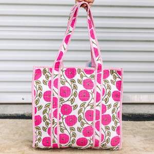 กระเป๋าโท้ทผ้าฝ้ายลายปักแบบควิลท์ ลายลูกกวาดหลากสี - สีเขียว สำหรับเดินทาง - Product Image 4