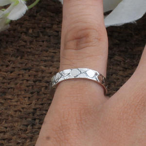 แหวนเงินแท้ 925 ประดับพลอยแบบมินิมอล ดีไซน์ลายจุด สำหรับผู้หญิง แหวนแต่งงานแบบซ้อนได้ ราคาโรงงานขายส่ง - Product Image 4