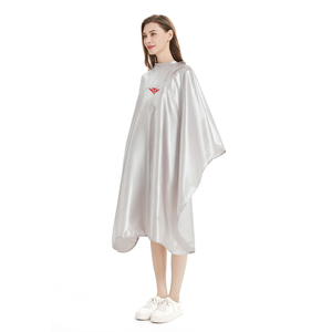 Capas de Peluquería de Poliéster Satinado de Calidad Superior, Accesorios para Corte de Cabello, para Salón de Belleza, Precio de Fábrica, Venta al Por Mayor - Product Image 2