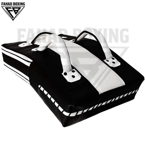 เป้าซ้อมมวยโค้งสีดำทอง ทำจากโฟมความหนาแน่นสูง ปรับแต่งได้ ทนทาน ดูดซับแรงกระแทก เหมาะสำหรับการฝึกศิลปะการต่อสู้ - Product Image 4