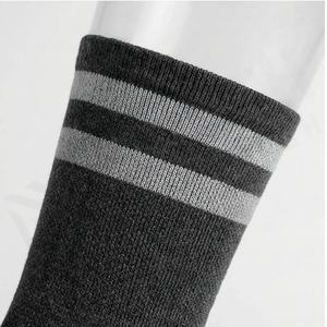 Quick Dry Premium Cycling <b>Socks</b> Crew Breathable Sports Wholesale Athletic <b>Moisture</b> Wicking Road Bike Riding Fit Customized Color - Product Image 4