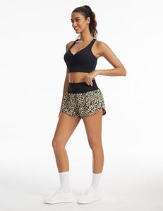 Shorts Deportivos de Cintura Alta para Mujer, de Secado Rápido, con Forro de Malla y Bolsillos con Cremallera - Product Image 3