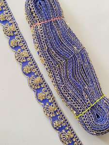 Tissu en dentelle douce 100 % polyester brodé aux motifs floraux complexes pour la décoration de mode haut de gamme - Product Image 6