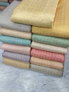 Sari de luxe en brocart de soie jacquard Banarasi, écologique, résistant aux plis, de poids moyen, spécial mariage, conçu par un créateur - Product Image 4