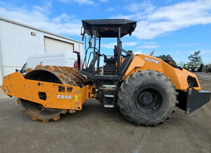 Compactadora de Suelo Vibratoria de un Solo Tambor SV211E 2024 de 12 Toneladas con Motor Diésel de 134 HP y Ancho de Tambor de 2130 mm - Product Image 4