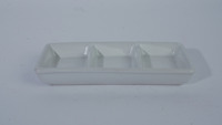 Plat à sauce rectangulaire blanc brillant en grès triple couche, design Japandi, trois compartiments, compatible lave-vaisselle, qualité alimentaire, sans BPA