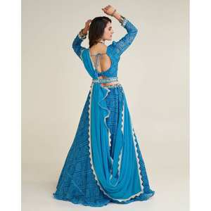 Hermoso rendimiento desgaste Lehenga Choli con hilo papel espejo secuencia trabajo - Product Image 4