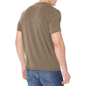 Camisetas de verano para hombre, de color sólido, cuello en V, manga corta, suaves, holgadas, transpirables, 100% algodón, hechas en Pakistán. - Product Image 6