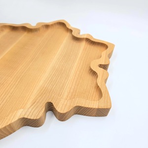 Assiette en bois en forme de feuille pour la photographie culinaire, accessoire de décoration sur le thème naturel, pour la présentation de plats et une expérience gastronomique raffinée - Product Image 3