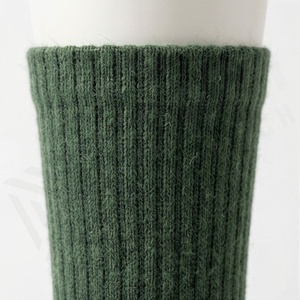 Green <b>Crew</b> <b>Socks</b> With Geometric Pattern Breathable Cotton Polyester Spandex Mix For Daily Casual Wear Autumn Season - Product Image 4