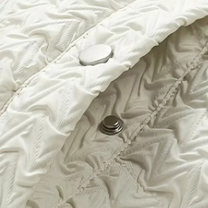 Blouson matelassé slim pour homme OEM, couleur unie, col montant, nouveau design hiver, vêtement d'extérieur uni - Product Image 5
