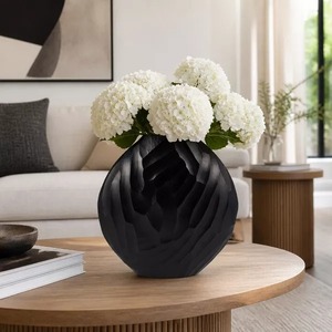 Nouveauté : Vase de table moderne en métal noir Dune Bloom, design minimaliste, 10x8x3 pouces, idéal pour l'eau et la décoration de mariage - Product Image 3