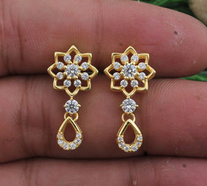 Pendientes de Lujo con Baño de Oro y Circonitas Cúbicas en Forma de Gota de Agua, con Engaste de Bisel, Estilo Vintage, para Bodas, Aniversarios y Fiestas - Product Image 4