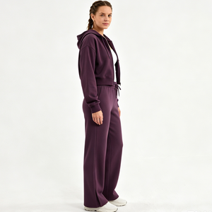 Ensemble de survêtement zippé pour femme, coupe classique, deux pièces, vente en gros, directement de l'usine - Product Image 3