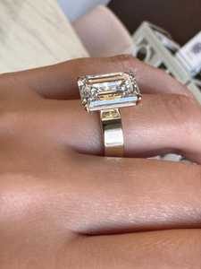 Luxury 5.00CT VS1 Emerald Cut Diamond Solitaire <b>Ring</b> Lab Grown 14K Solid Gold Fine <b>Proposal</b> Charms For Lovers - Product Image 2
